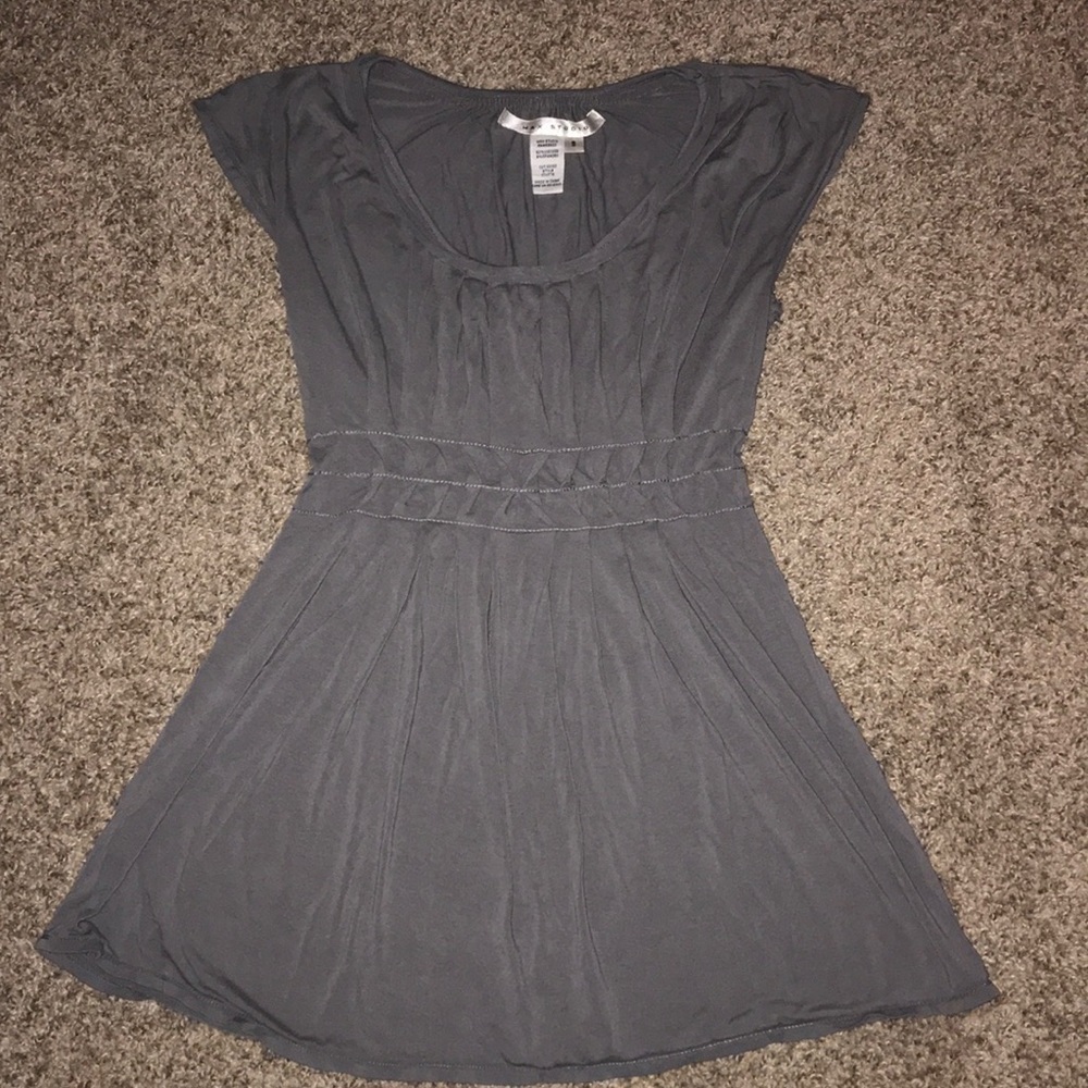 Max Studio Gray Flow Top Short Sleeve